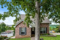 Building Photo - 2041 Windmeade Dr