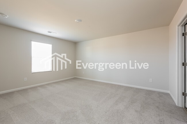 Building Photo - now