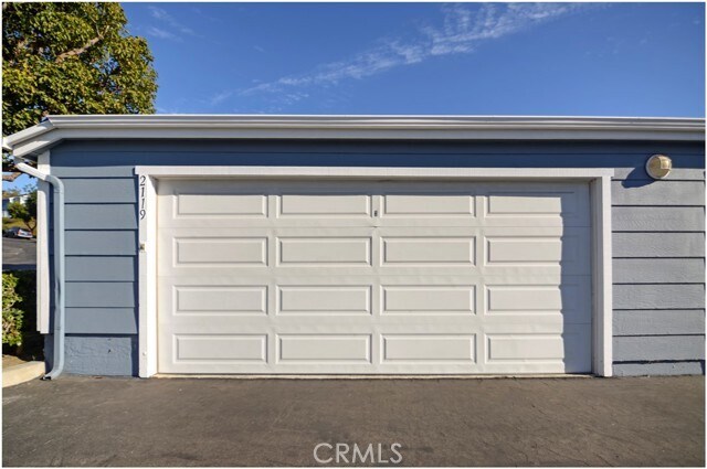 Building Photo - 2119 Calle Ola Verde