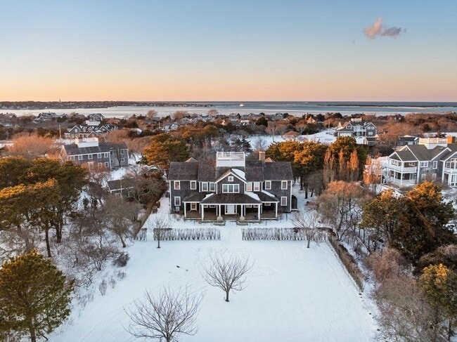 Building Photo - 34 Brewster Rd