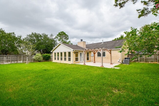 Building Photo - 3519 Cabin Pl