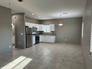 Building Photo - 2581 E Pinal Vista