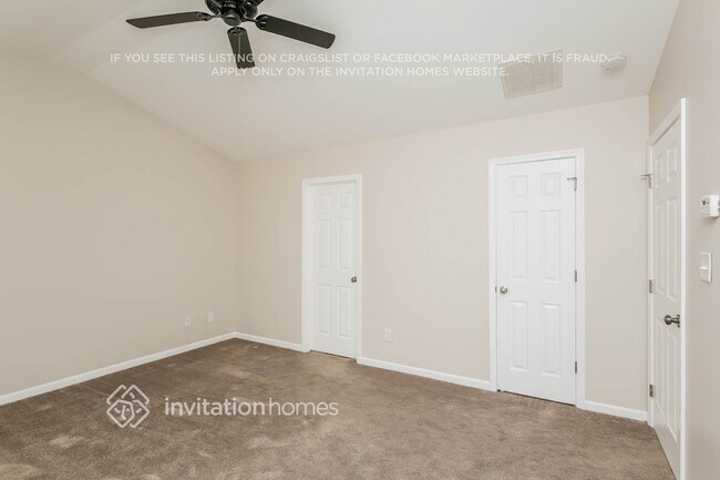 Building Photo - 2343 Jasmine Glen Dr