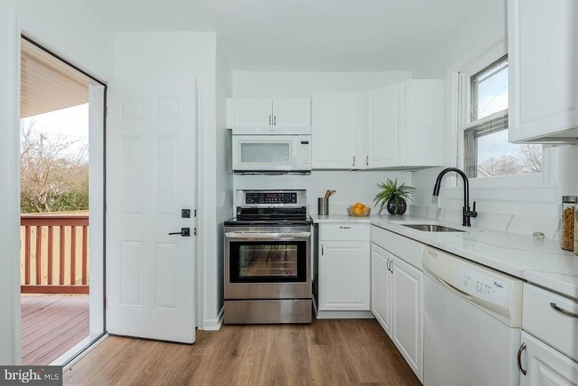 Building Photo - 108 New Jersey Ave NW