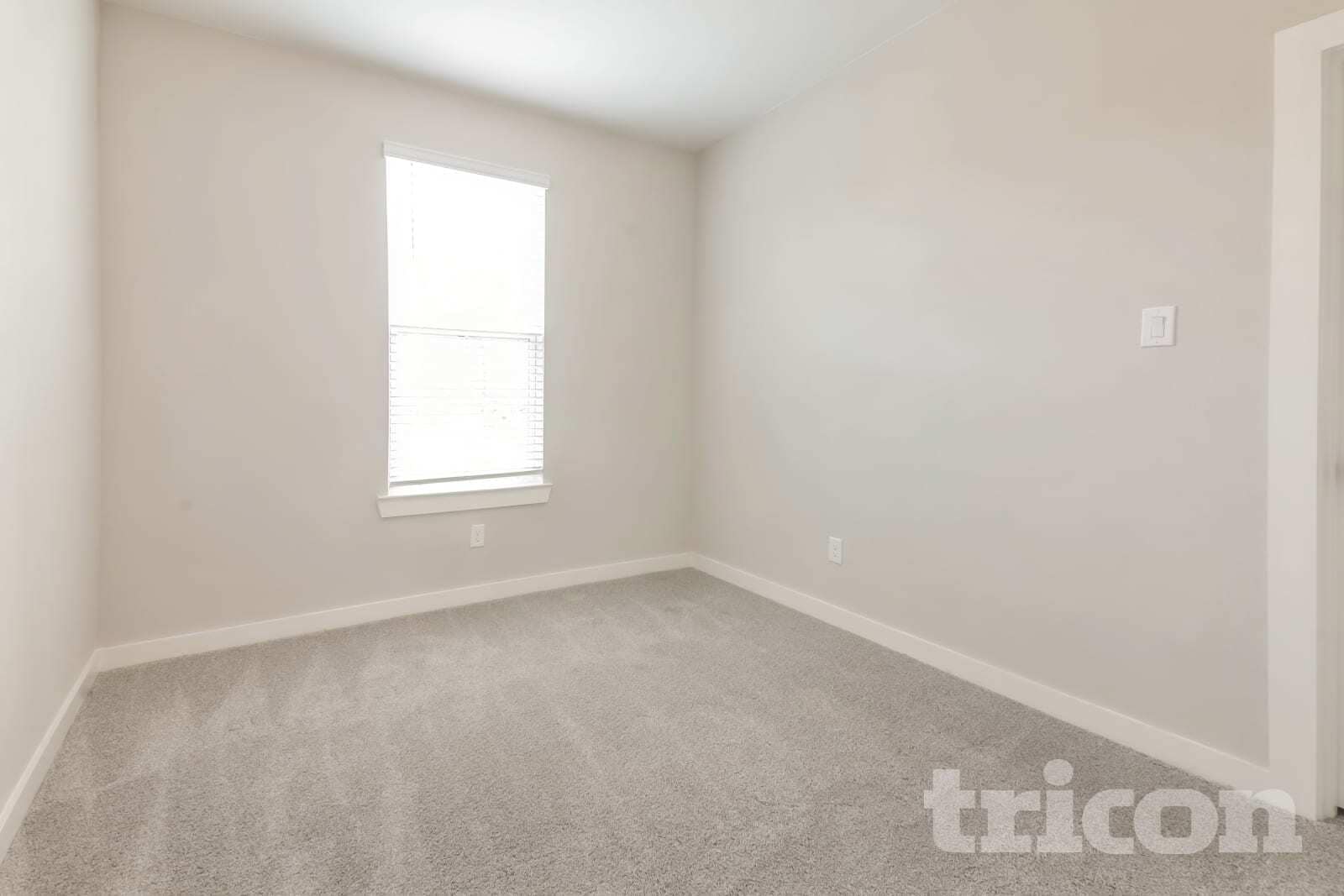 Building Photo - 2525 Perkinsview Pl