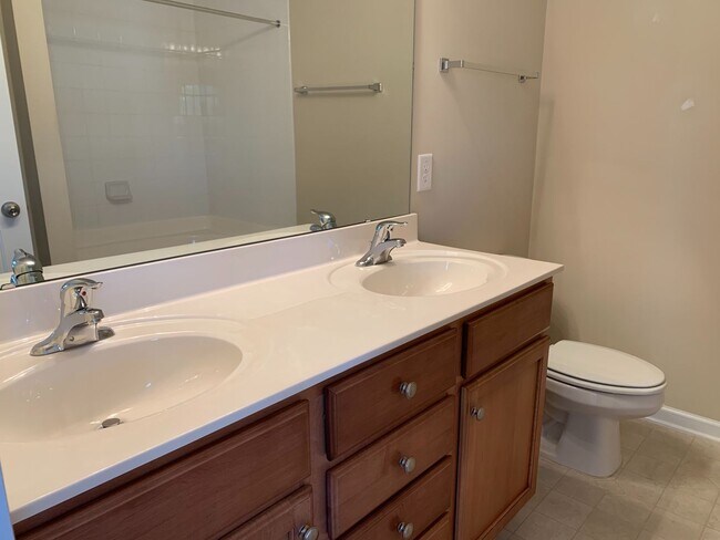 Building Photo - 4 Bed / 2.5 Bath Home in Holly Springs
