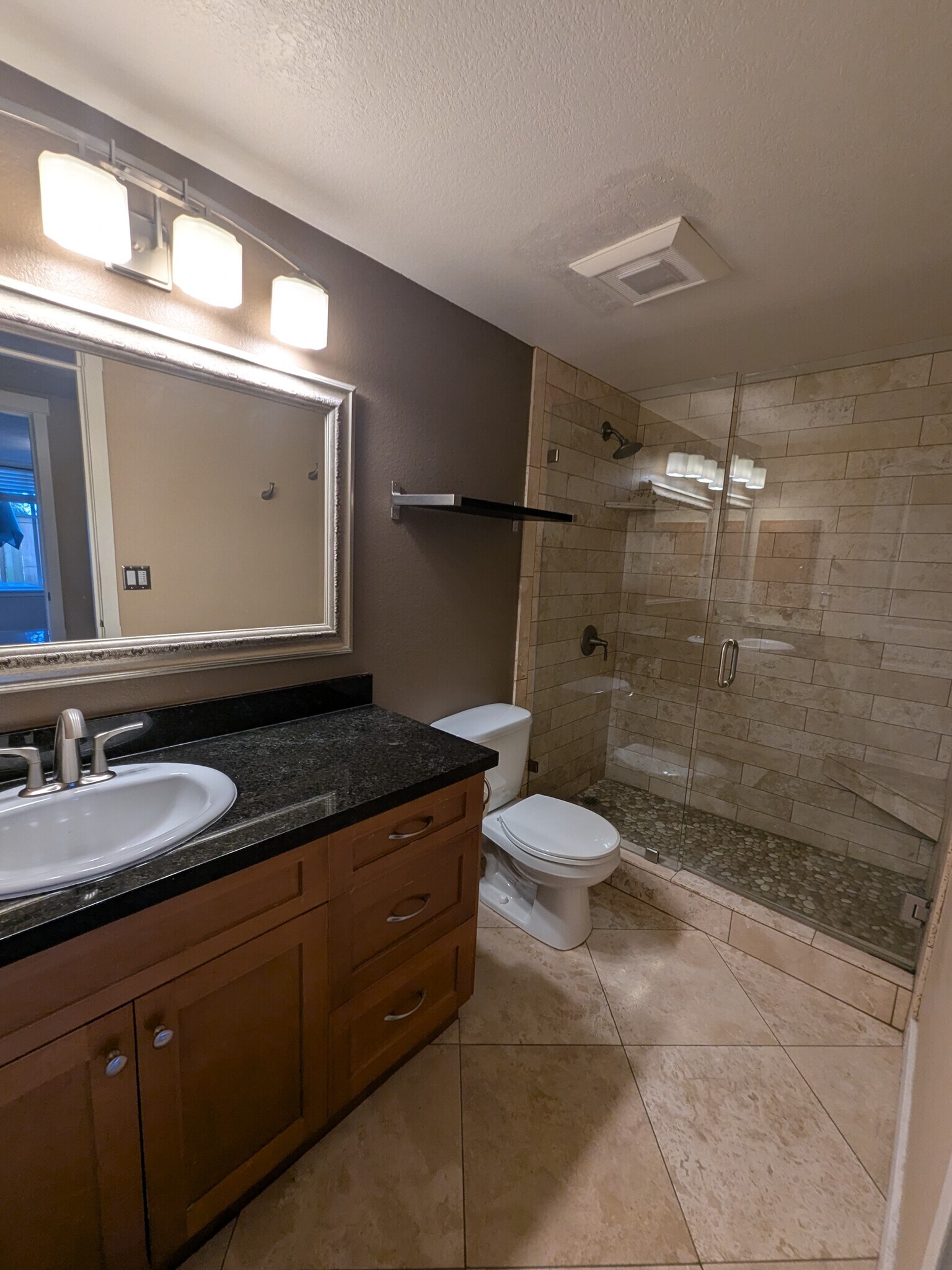 Building Photo - 937 N 200th St