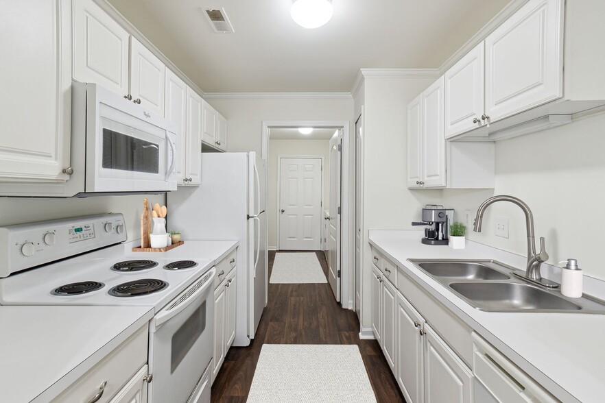 2 Bedroom A - 2 Bed / 2 Bath - 1,253 Sq.Ft. - Westbury Apartments