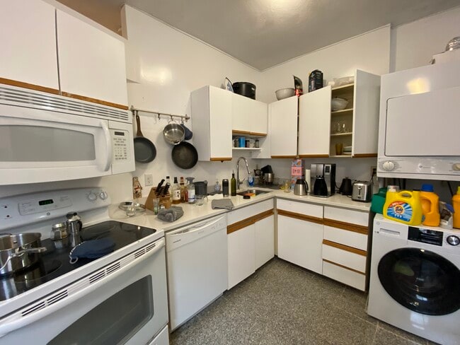 Building Photo - 87 Prince St