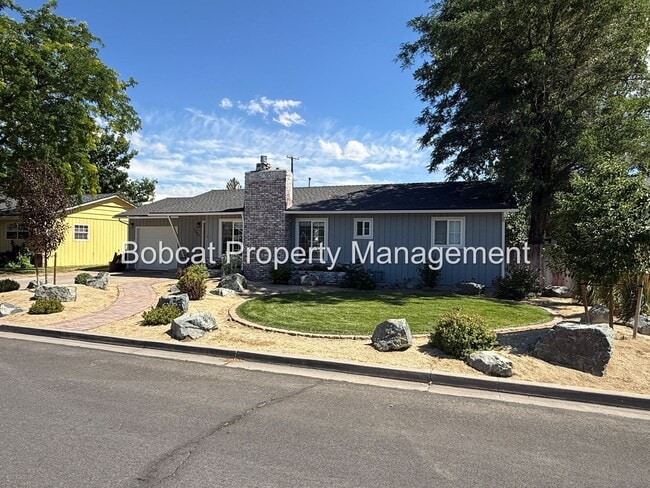 Building Photo - Fully Renovated 2-Bedroom Home in the Heart of Gardnerville