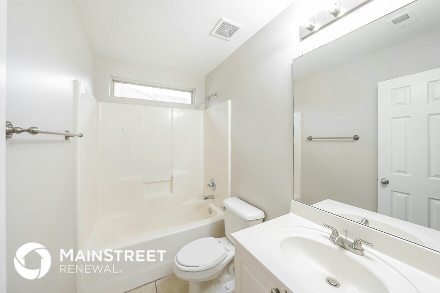Building Photo - 485 Fox Run Cir