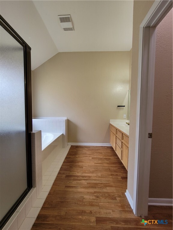 Building Photo - 1104 Lambrusco Dr
