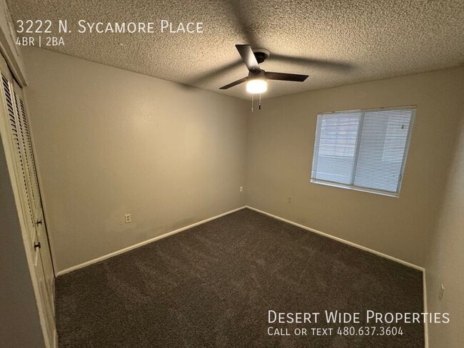 Building Photo - RATE REDUCED! Large 4 bedroom with huge bo...