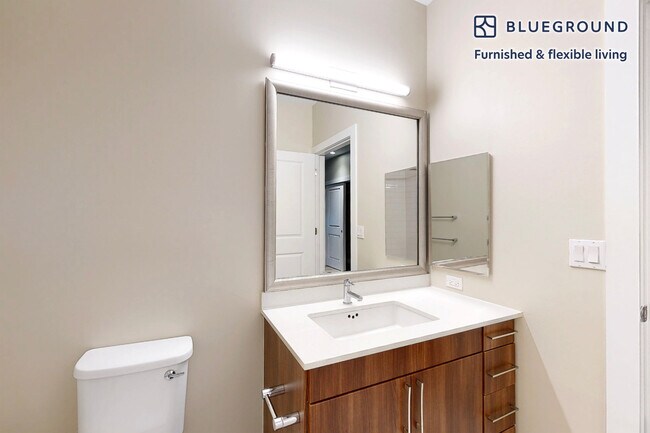 Building Photo - 80 North Centre Ave-SI FL2-ID3528A