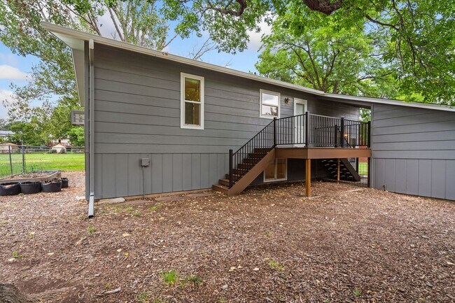 Building Photo - 1848 Marlborough Ct