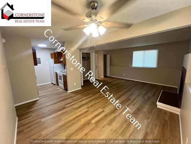 Building Photo - 2820 W Platte Ave