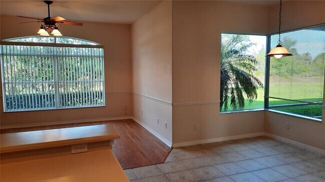 Building Photo - 1315 Elli Cir