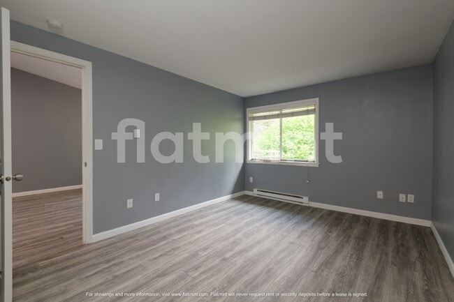 Building Photo - 12636 100th Ln NE