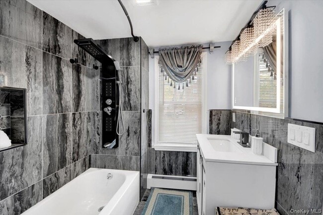 Building Photo - 75 W Kingsbridge Rd