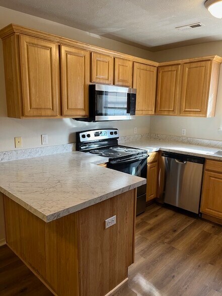 Building Photo - 144 Bald Eagle Blvd