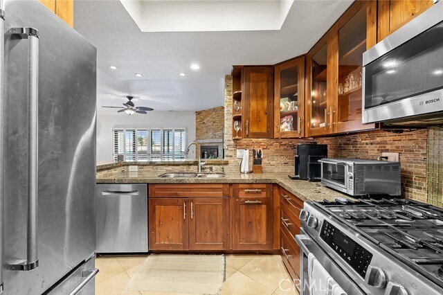 Building Photo - 8180 Manitoba St