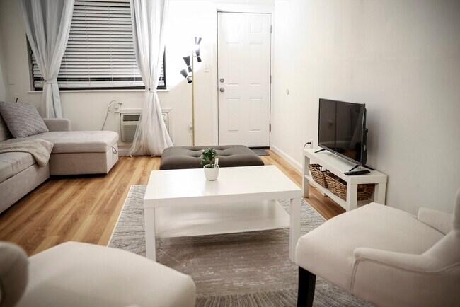 Building Photo - 7 Arizona Terrace