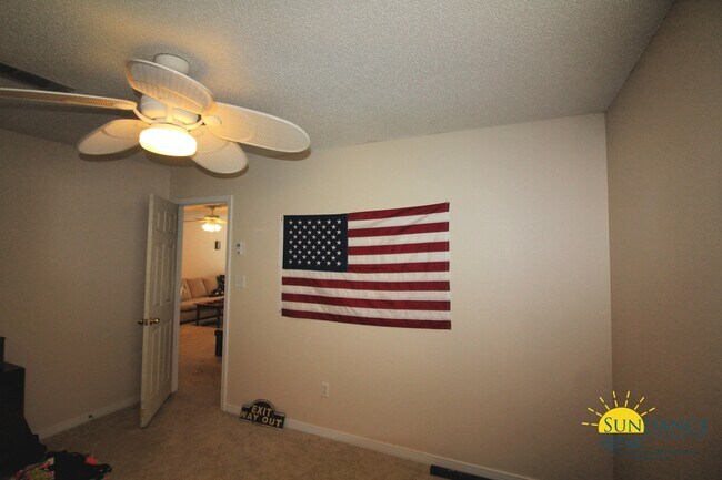 Building Photo - Nice 3 Bedroom Home in Mary Esther