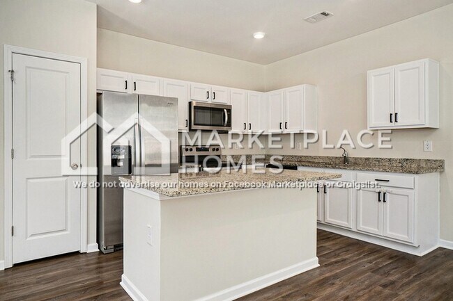 Building Photo - 6420 Mountain Home Way