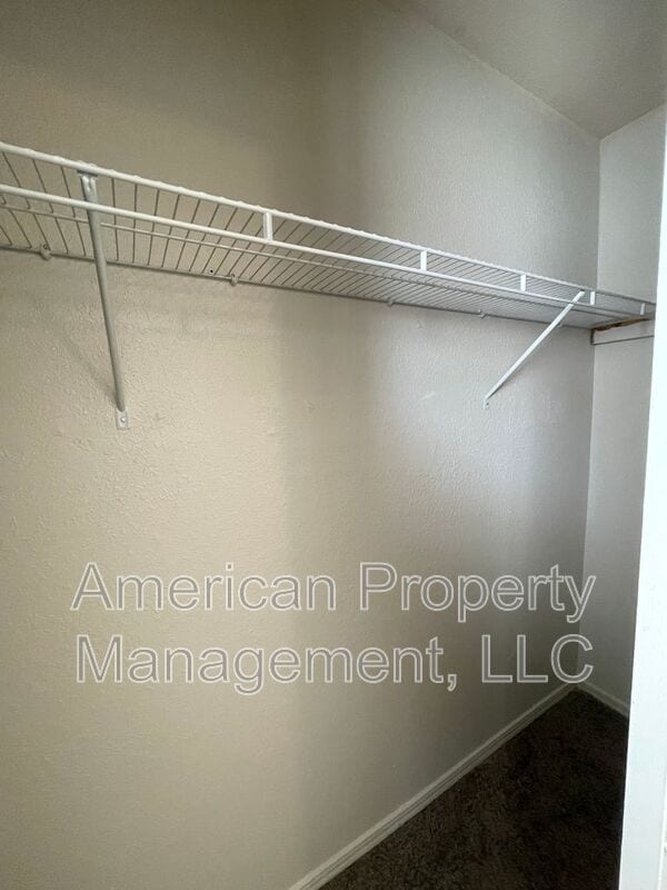 Building Photo - 13140 E 44th St