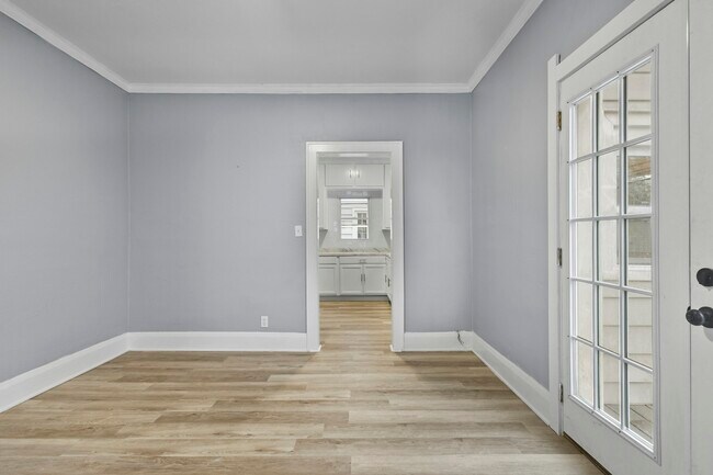 Building Photo - 1369 Wildwood Rd