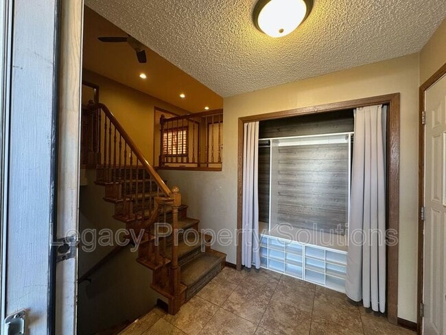 Building Photo - 1400 S 3rd St