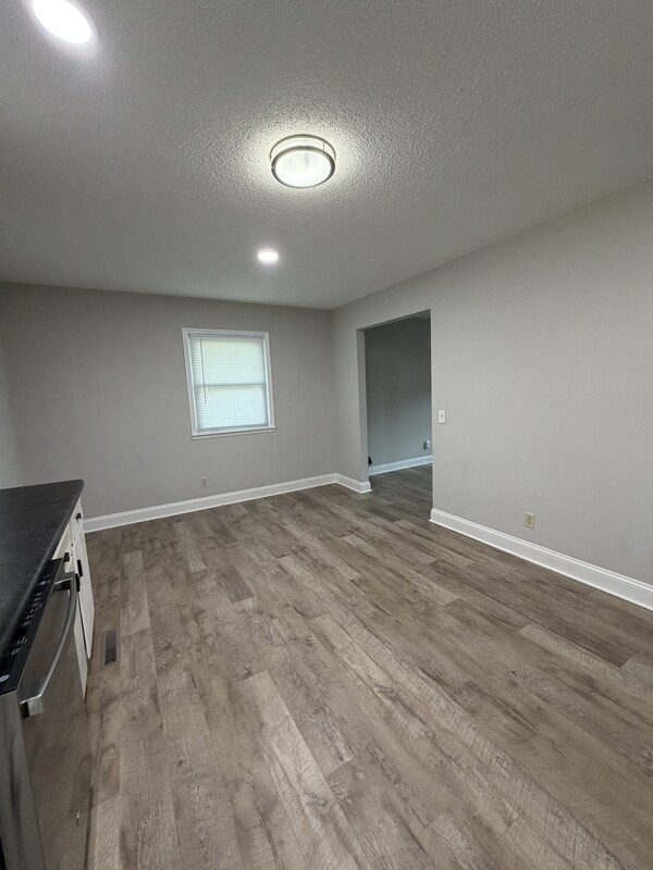 Building Photo - 3 Sharps Ct