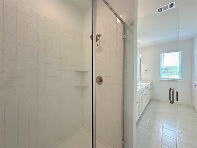 Building Photo - 4824 Lunker St