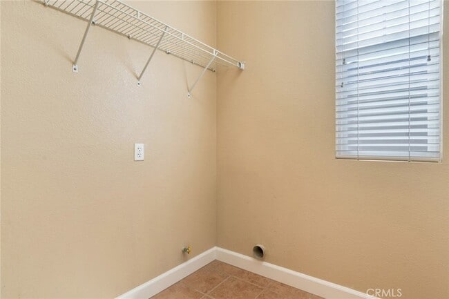 Building Photo - 26392 Fowler Dr