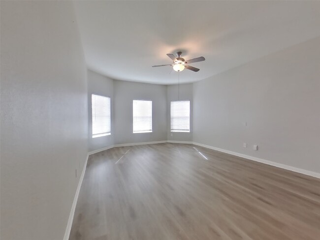 Building Photo - 216 Elm Patch Dr