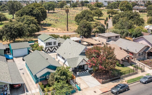 Property Aerial 1 - 1005 Calzona St