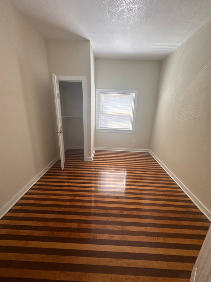 Building Photo - 1726 N Arlington Pl