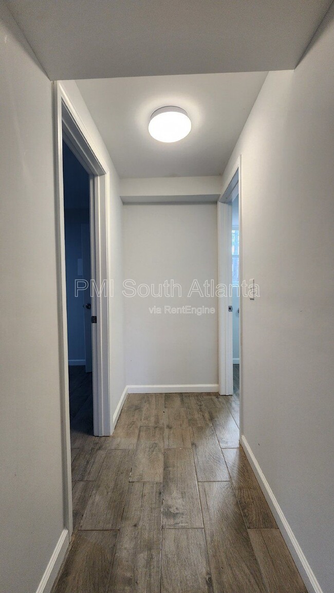 Building Photo - 67 Heron Dr