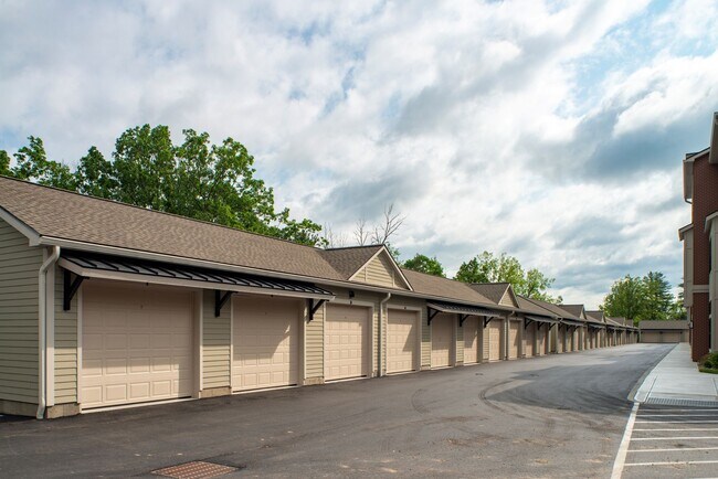 Building Photo - Unit I- Luxury 2 Bedroom 2 Bathroom with Juliet Balcony (55+)