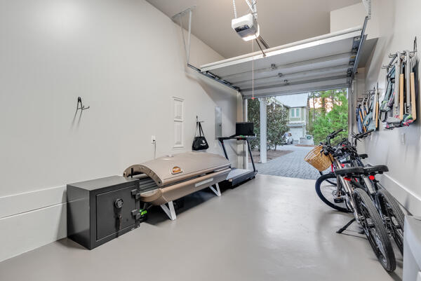 Building Photo - 40 Kristin Ct