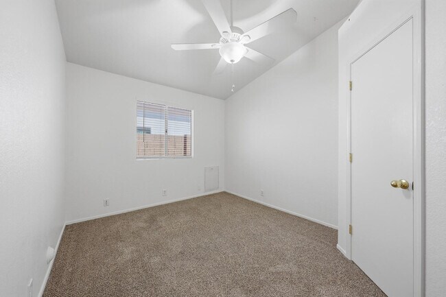 Building Photo - 18837 N 43rd Pl