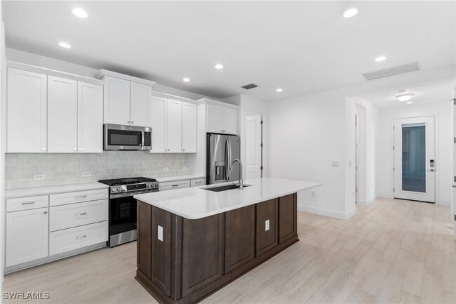 Building Photo - 4580 Skysail Dr