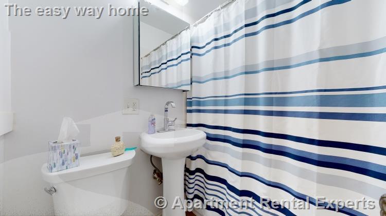 Building Photo - 173 Rindge Ave