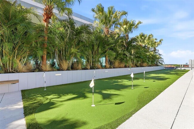 Building Photo - 400 Central Ave