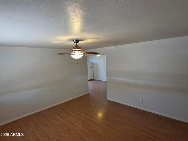 Building Photo - 1309 W 14th St