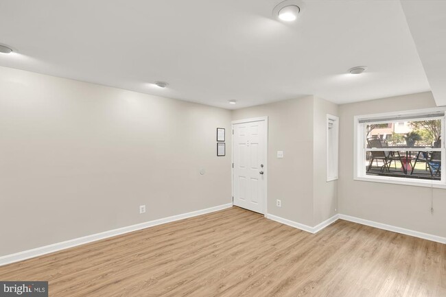 Building Photo - 1632 New Jersey Ave NW