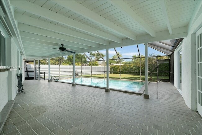 Building Photo - 10621 SW 111th St