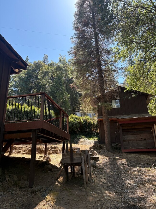Building Photo - 23055 Pigeon Trail