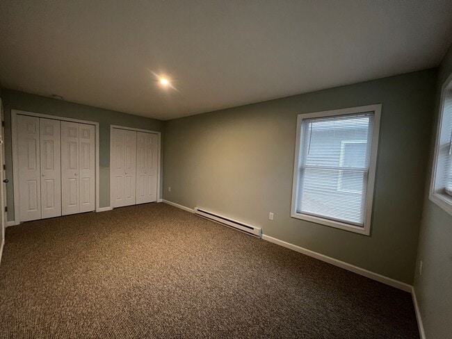 Building Photo - 723 Eastgate Pl