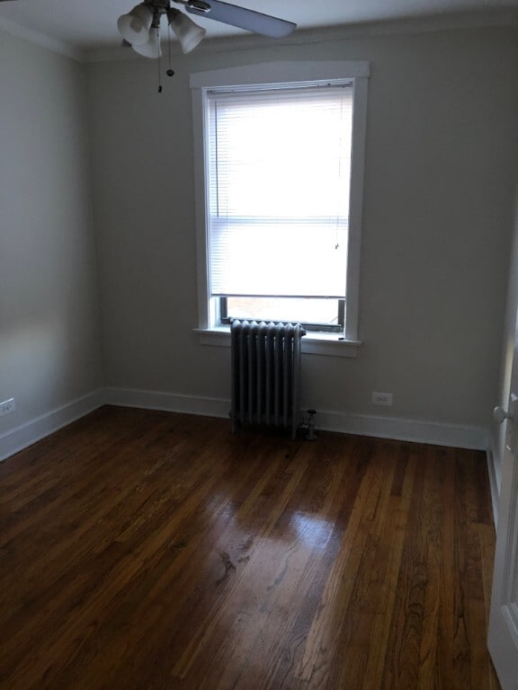 Building Photo - 6364 N Hermitage Ave